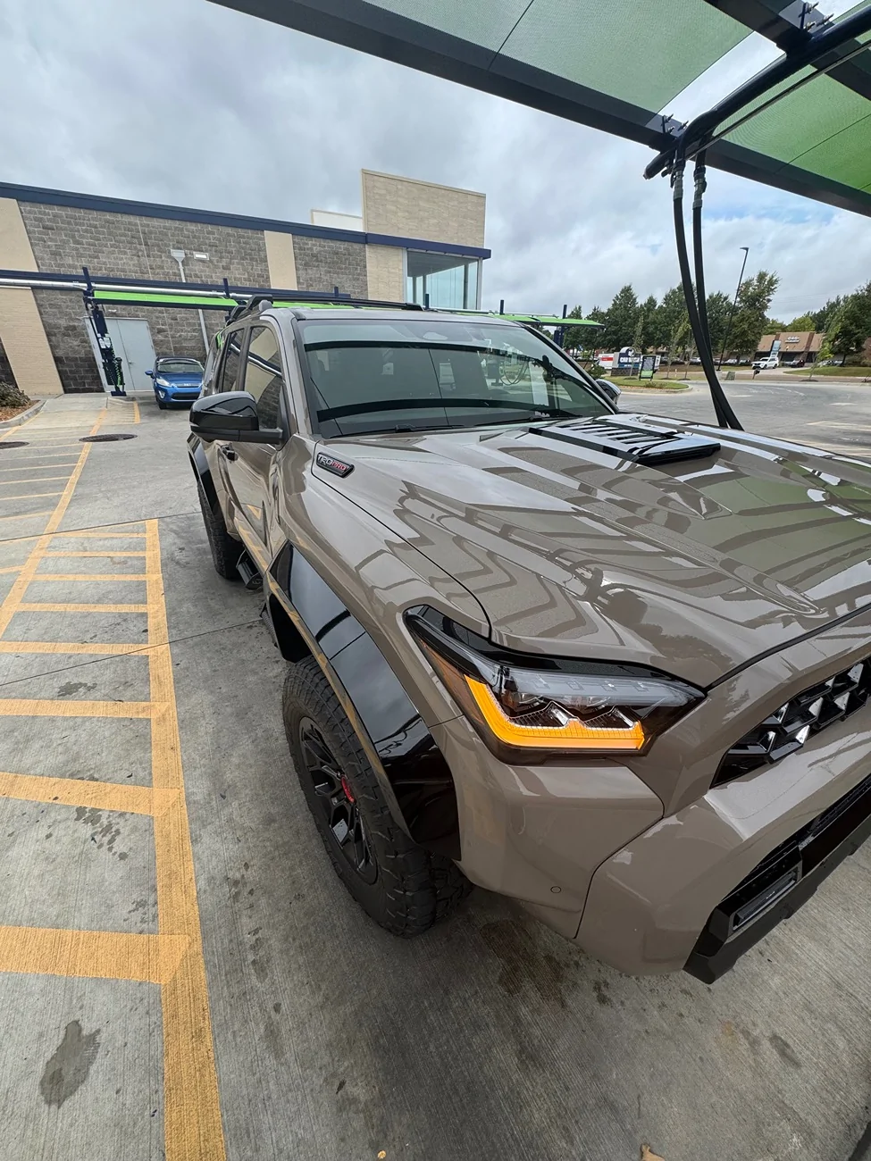 2025 4runner 6th gen 285/70/18 tires on TRD Pro (stock, no lift) looks perfect IMG_3377