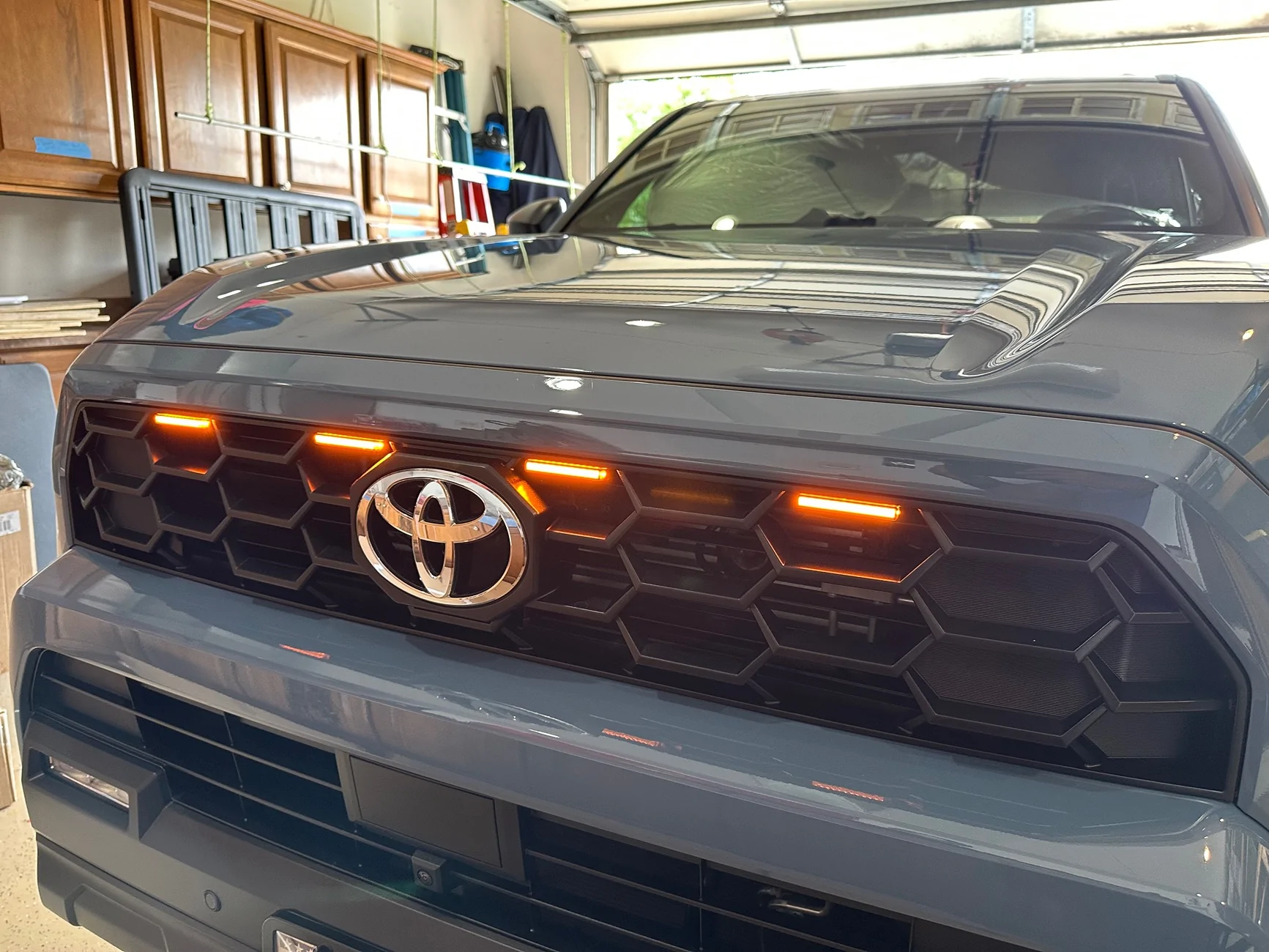 2025 4runner 6th gen Raptor Grille Lights | 2025 4Runner | Install From Hansshow IMG_5525