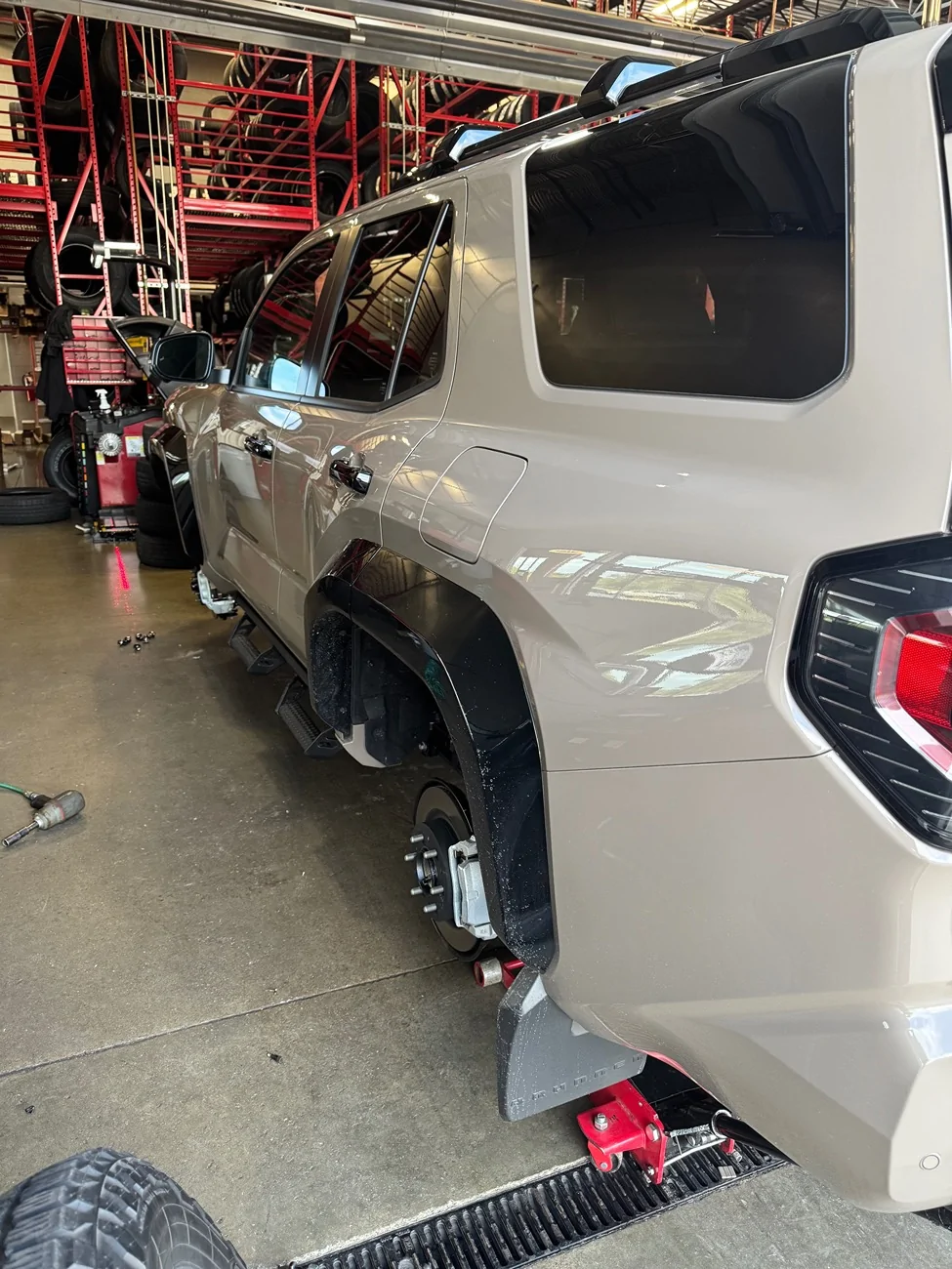 2025 4runner 6th gen 285/70/18 tires on TRD Pro (stock, no lift) looks perfect IMG_3388