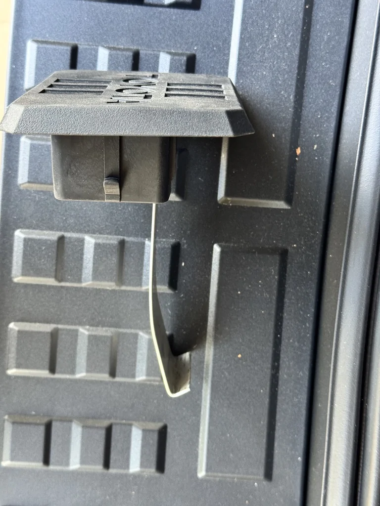 2025 4runner 6th gen 4Runner Hitch Cover / Plug very PRICEY (replacement part number inside) 907FAF40-58D1-4CCB-84BE-760792CC6BE6_1_105_c