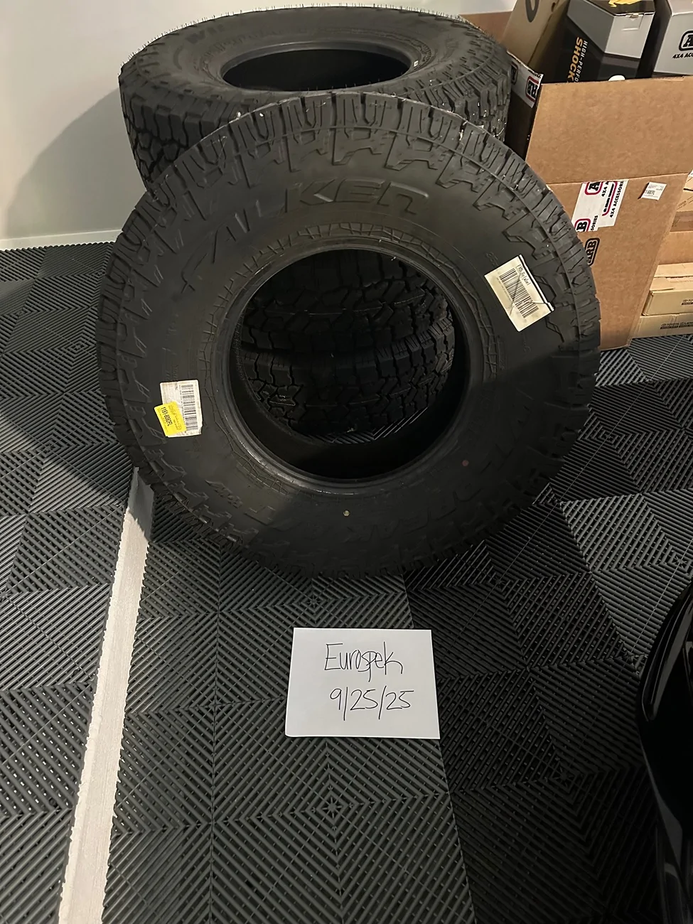 2025 4runner 6th gen Falken Wildpeak A/T4W 35X11.5R17LT DURASPEC 3-Ply Load Range C IMG_3020