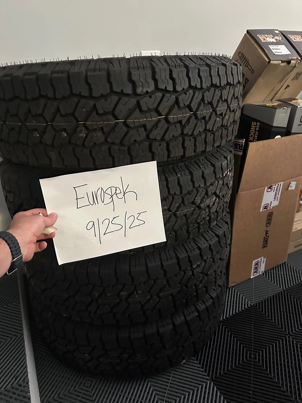 2025 4runner 6th gen Falken Wildpeak A/T4W 35X11.5R17LT DURASPEC 3-Ply Load Range C IMG_3026