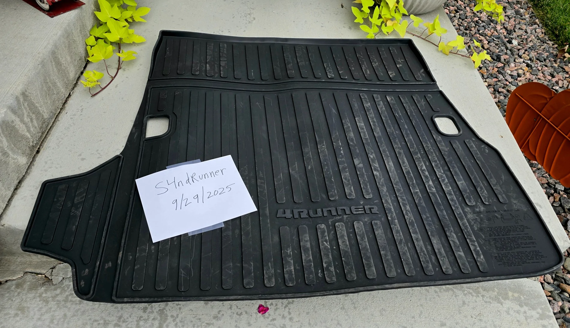2025 4runner 6th gen OEM All Weather Mats and Cargo DENVER Area 20250929_161901