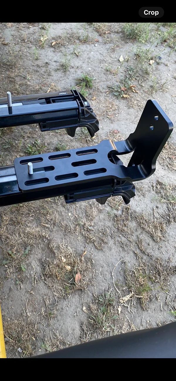 2025 4runner 6th gen 270 Awning on stock rails/cross bars IMG_4407