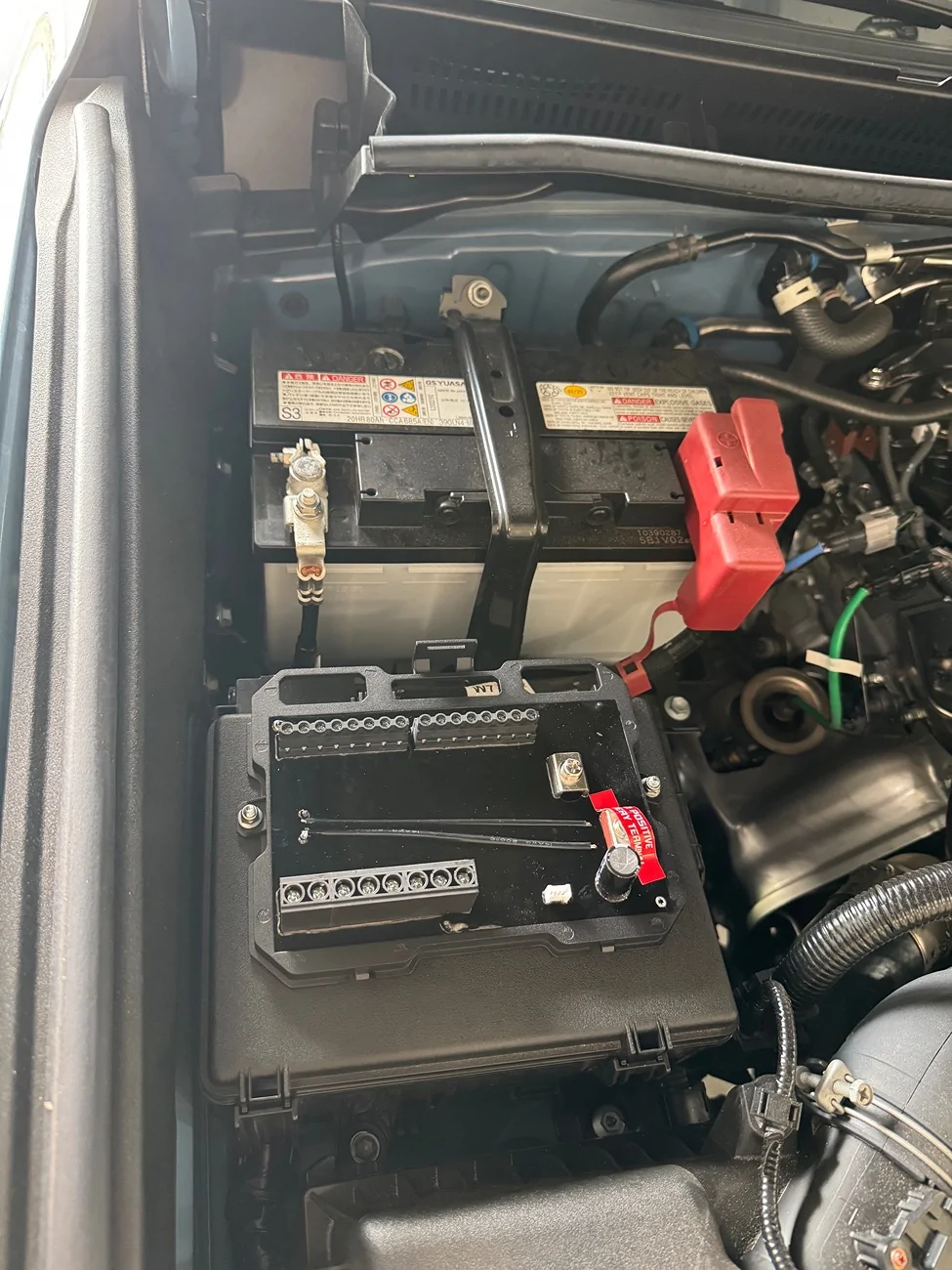 2025 4runner 6th gen Diode Dynamics D-Switch (installed) IMG_1378