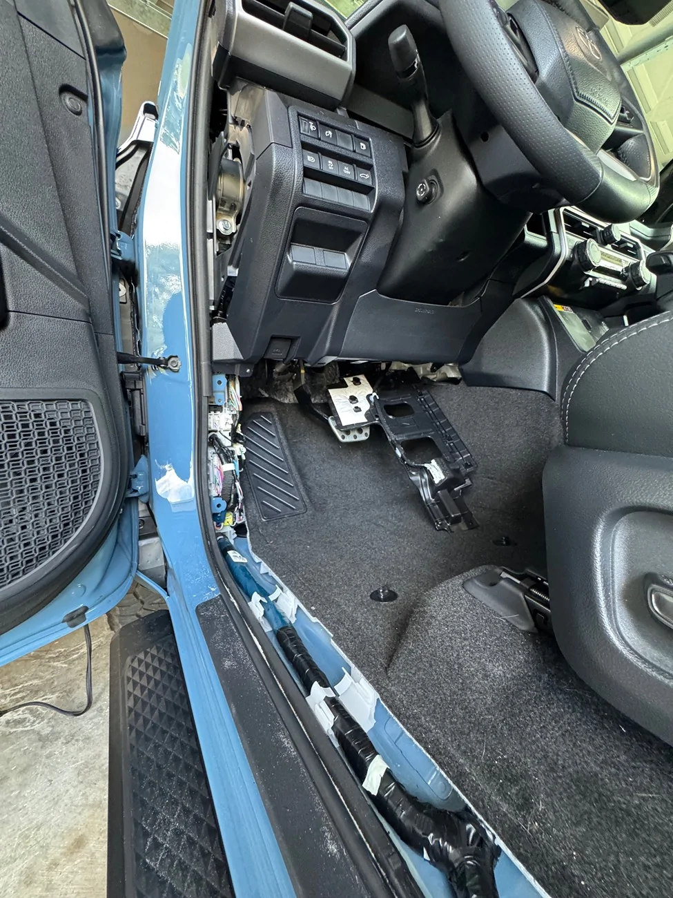 2025 4runner 6th gen Diode Dynamics D-Switch (installed) IMG_1379