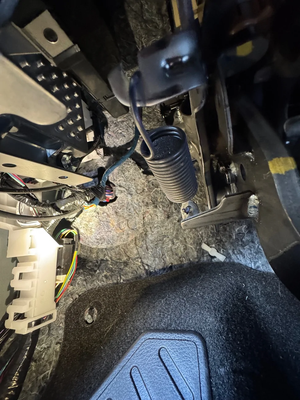 2025 4runner 6th gen Diode Dynamics D-Switch (installed) IMG_1380