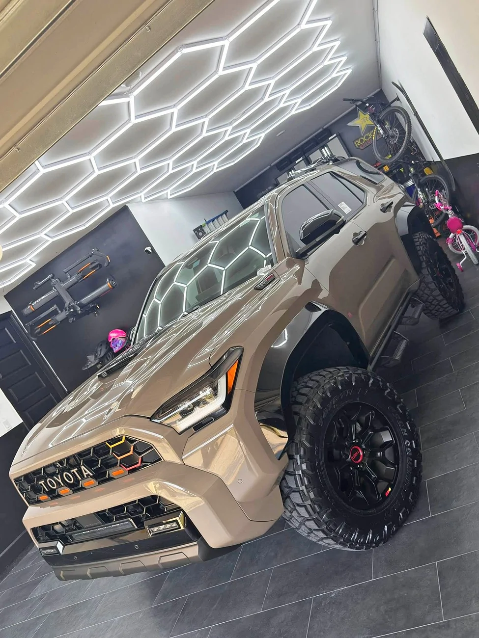 2025 4runner 6th gen Aftermarket Wheels, Bigger Tires, Lift Kits (Compilation) for 2025+ 4Runner 6th Gen -- Add Yours! IMG_8070