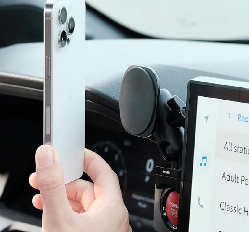 2025 4runner 6th gen Toyota App - Constantly Kicked out Phone holder