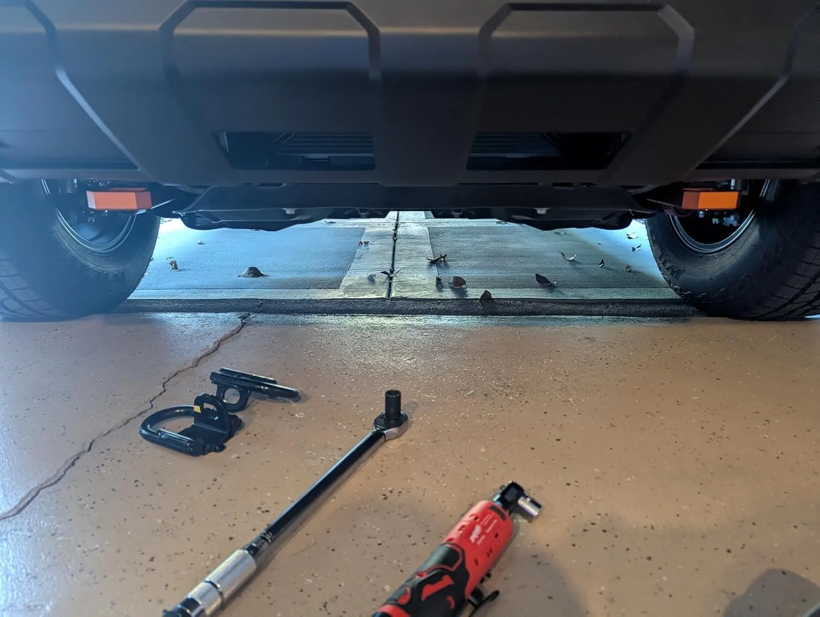 2025 4runner 6th gen Any opinions on this tow hook from Amazon? hook 3