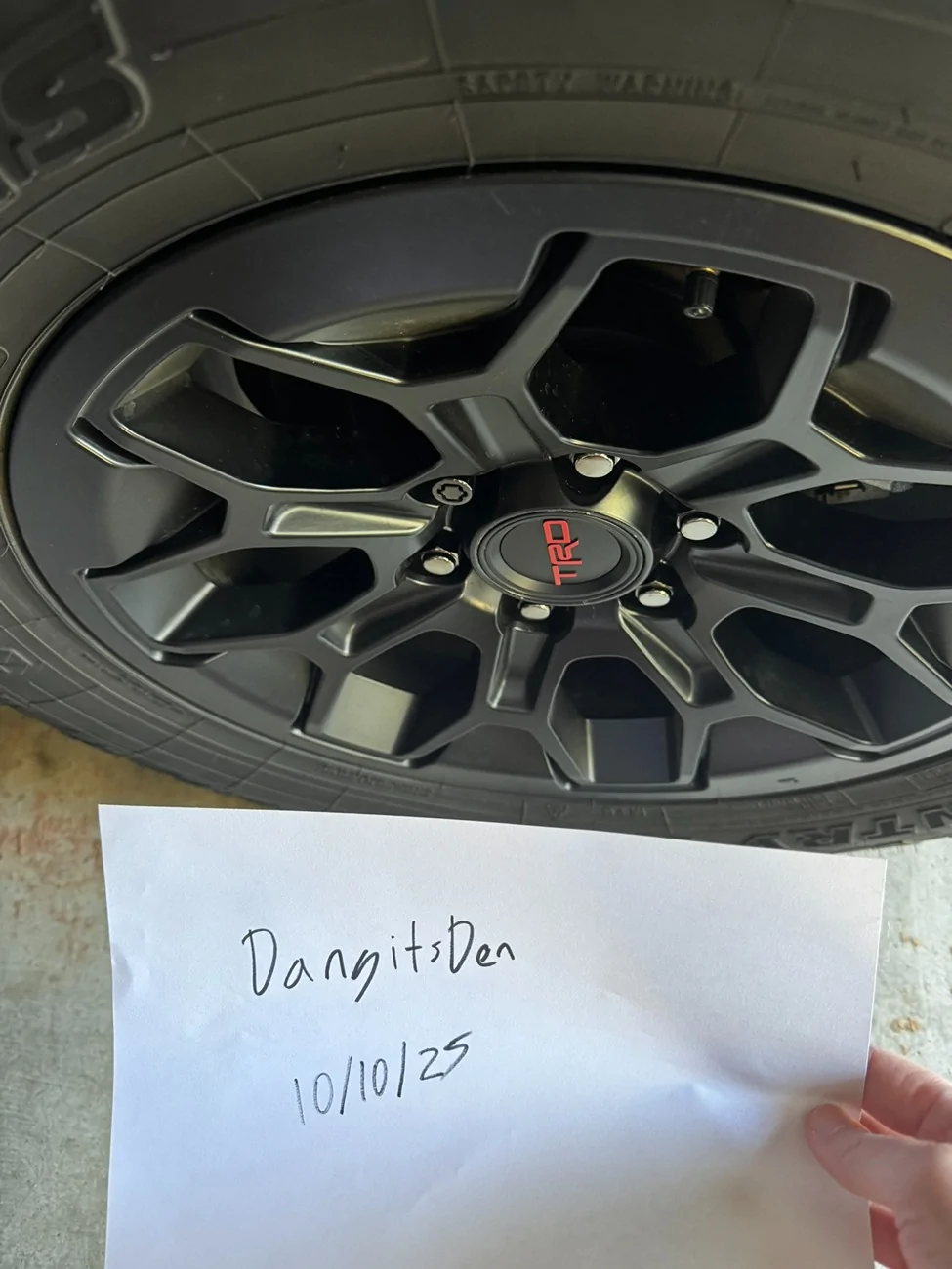 2025 4runner 6th gen WTS TRD Pro Wheels + Toyo AT3 265/70r18 IMG_0911