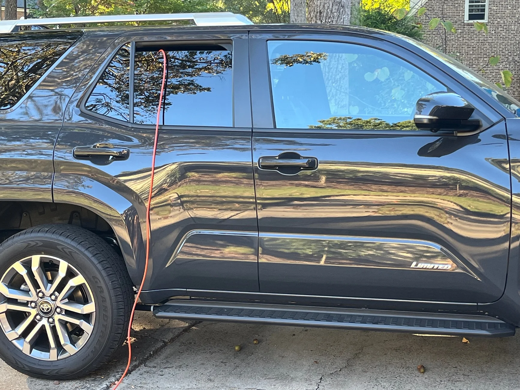 2025 4runner 6th gen Real-world use of 4Runner’s 2400W Inverter Power Outlet: gear, tips & cautions IMG_5480