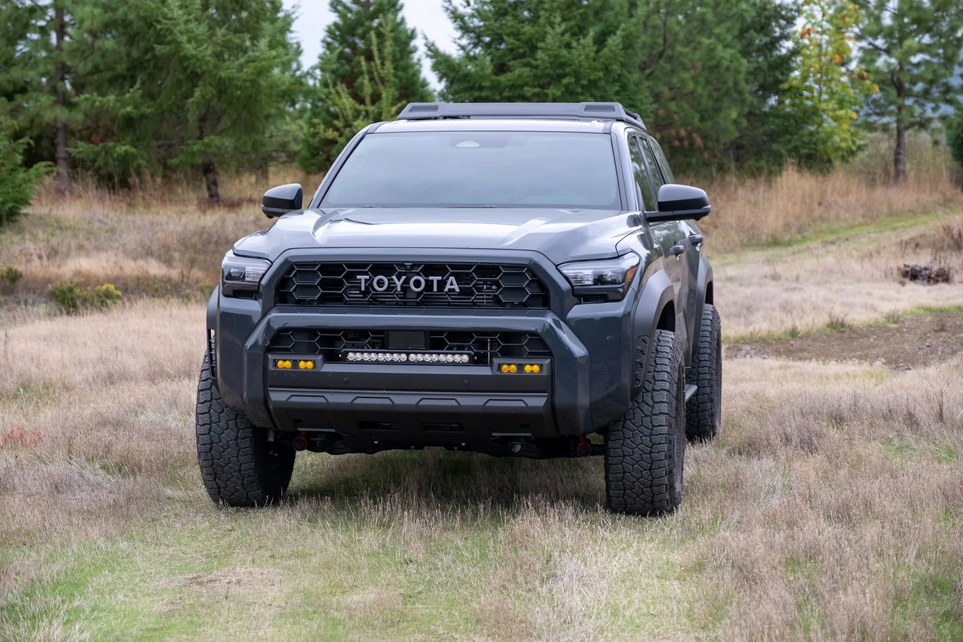 2025 4runner 6th gen Grille Swap DIY install instructions video, nothing easy about it unless you do it every day. DSCF2134