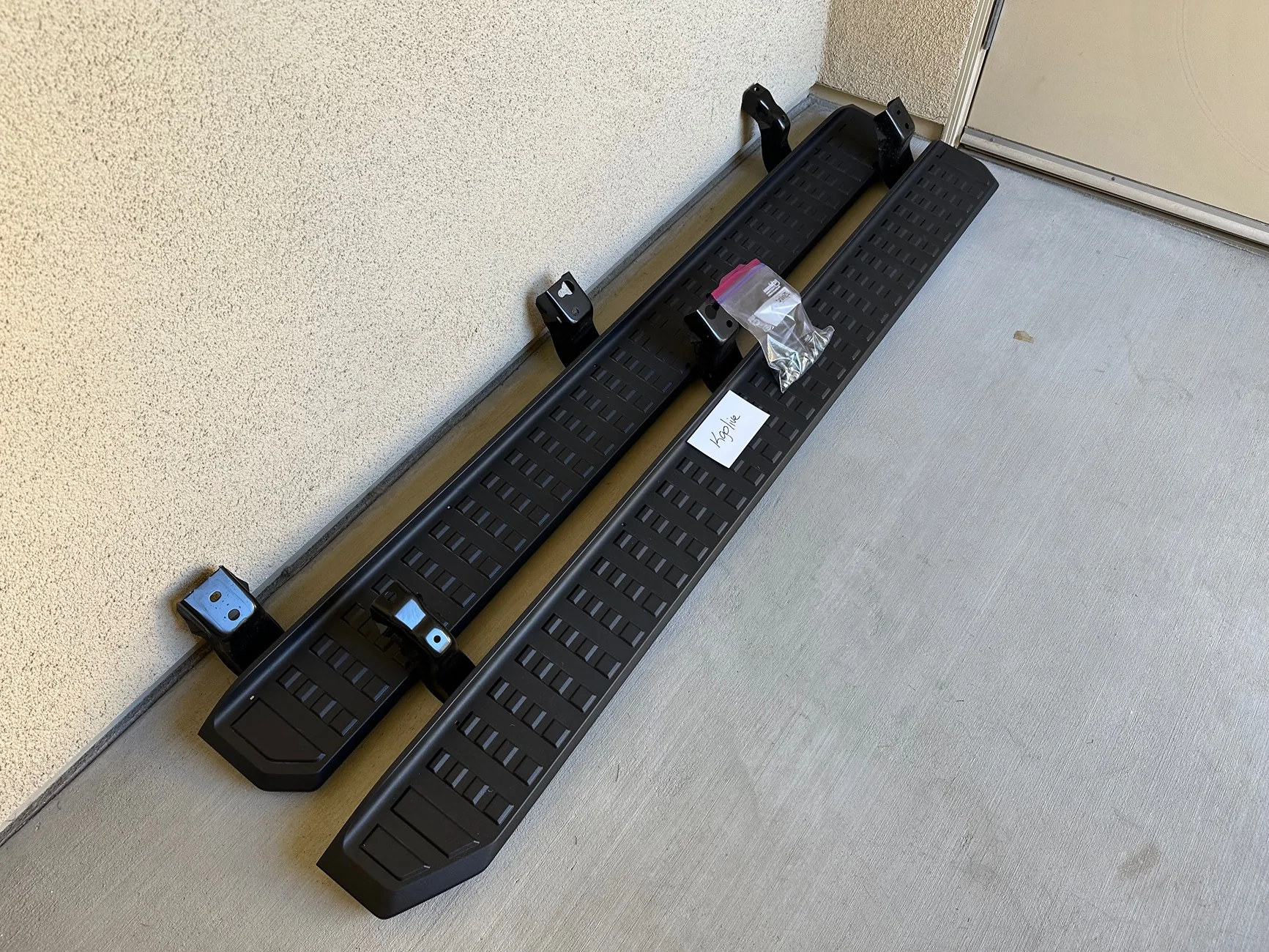 2025 4runner 6th gen WTS OEM Running Boards $100 IMG_6252