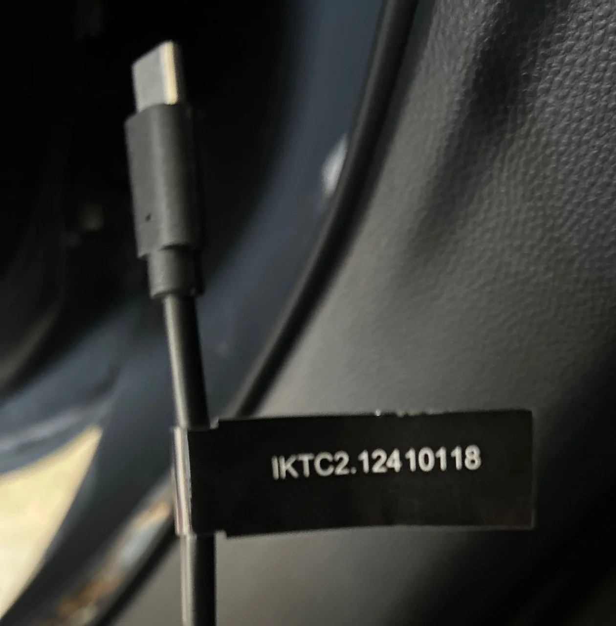 2025 4runner 6th gen USB-C Cable by Pedals IMG_3287