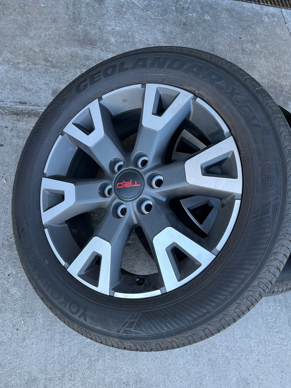 2025 4runner 6th gen WTS: 2025 TRD Sport Wheels/Tires Takeoffs IMG_7423