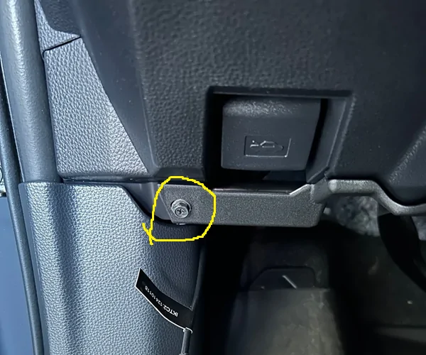 2025 4runner 6th gen USB-C Cable by Pedals 1760741738914-1j