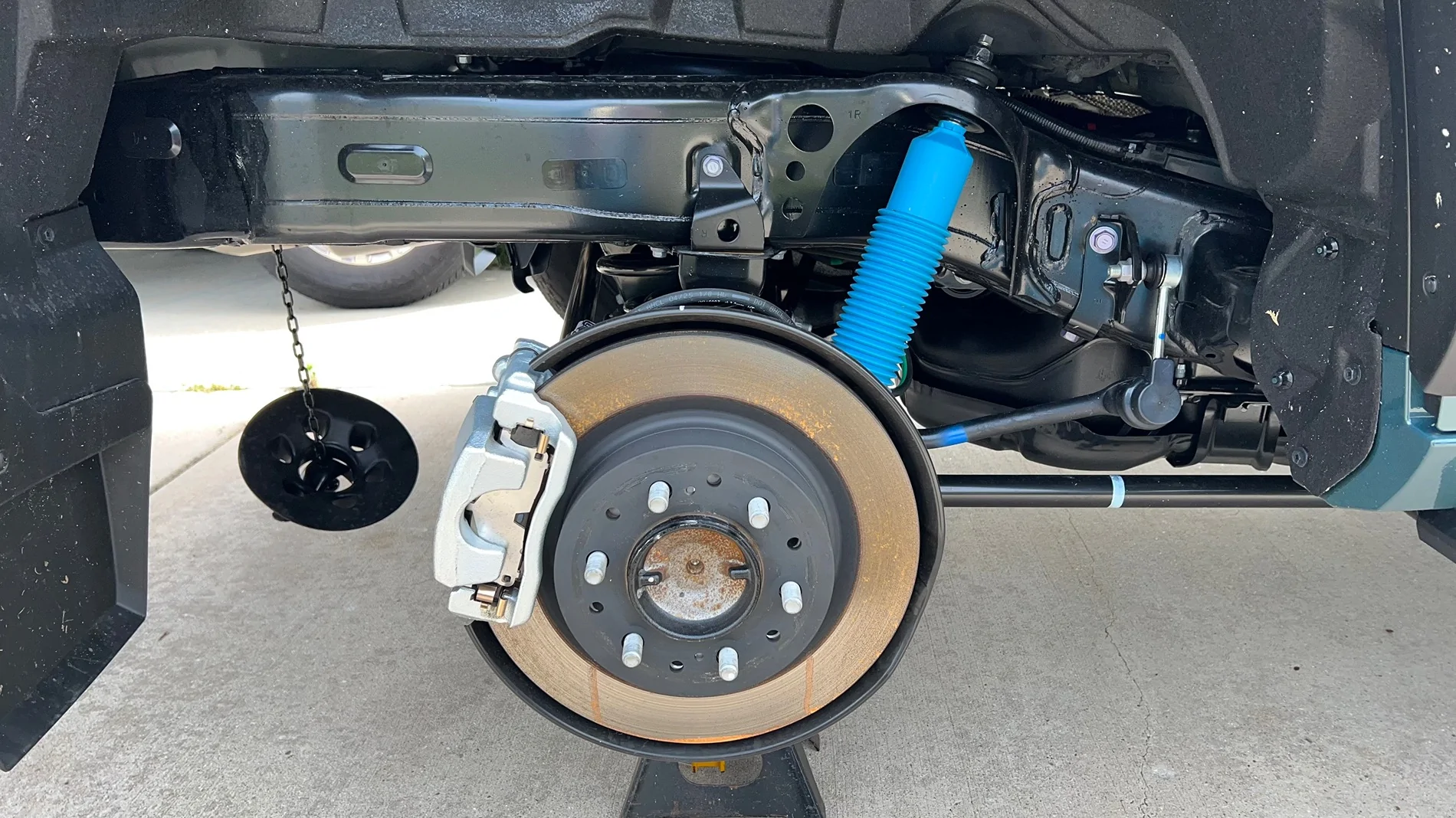 2025 4runner 6th gen ARK rear splash guards for rear fender wells - installed photos IMG_1433