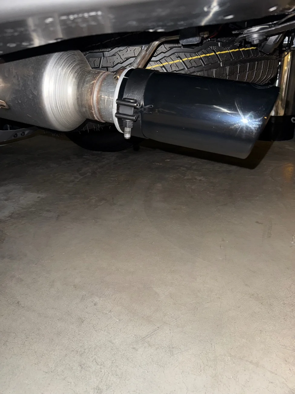 2025 4runner 6th gen Black Chrome Exhaust Tip from Tacoma / Tundra fits 2025+ 4Runner 6th gen (part number PT932-34221-02) IMG_9207