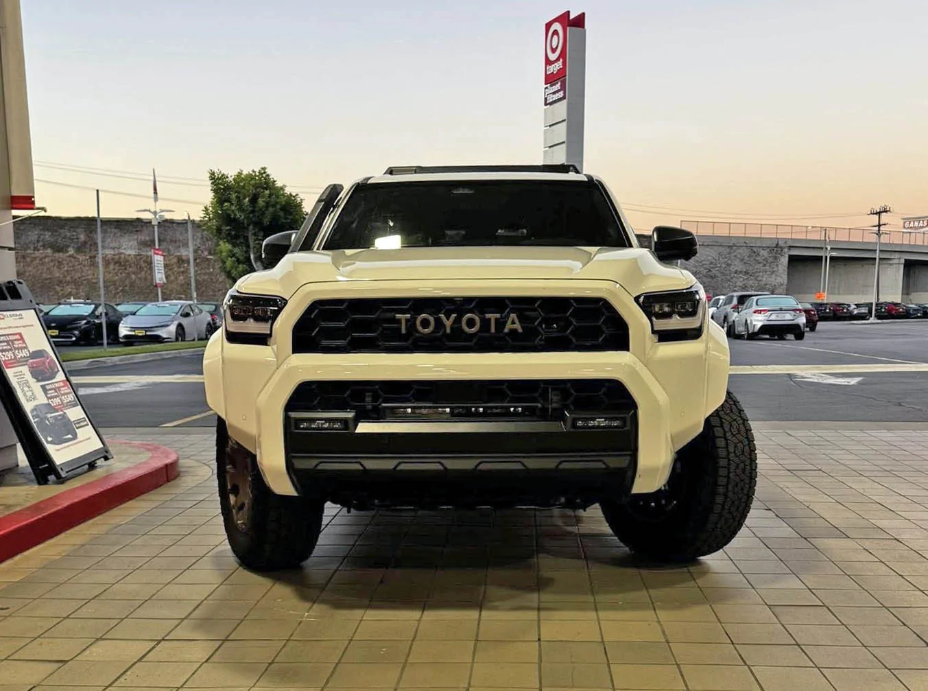 2025 4runner 6th gen DIY painted fenders flares on 2025 4Runner Trailhunter (Ice Cap) 6th Gen DIY painted fenders flares on 4Runner Trailhunter 14