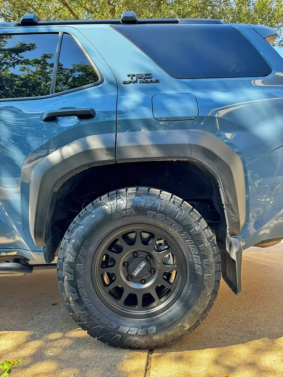 2025 4runner 6th gen Aftermarket Wheels, Bigger Tires, Lift Kits (Compilation) for 2025+ 4Runner 6th Gen -- Add Yours! IMG_4191