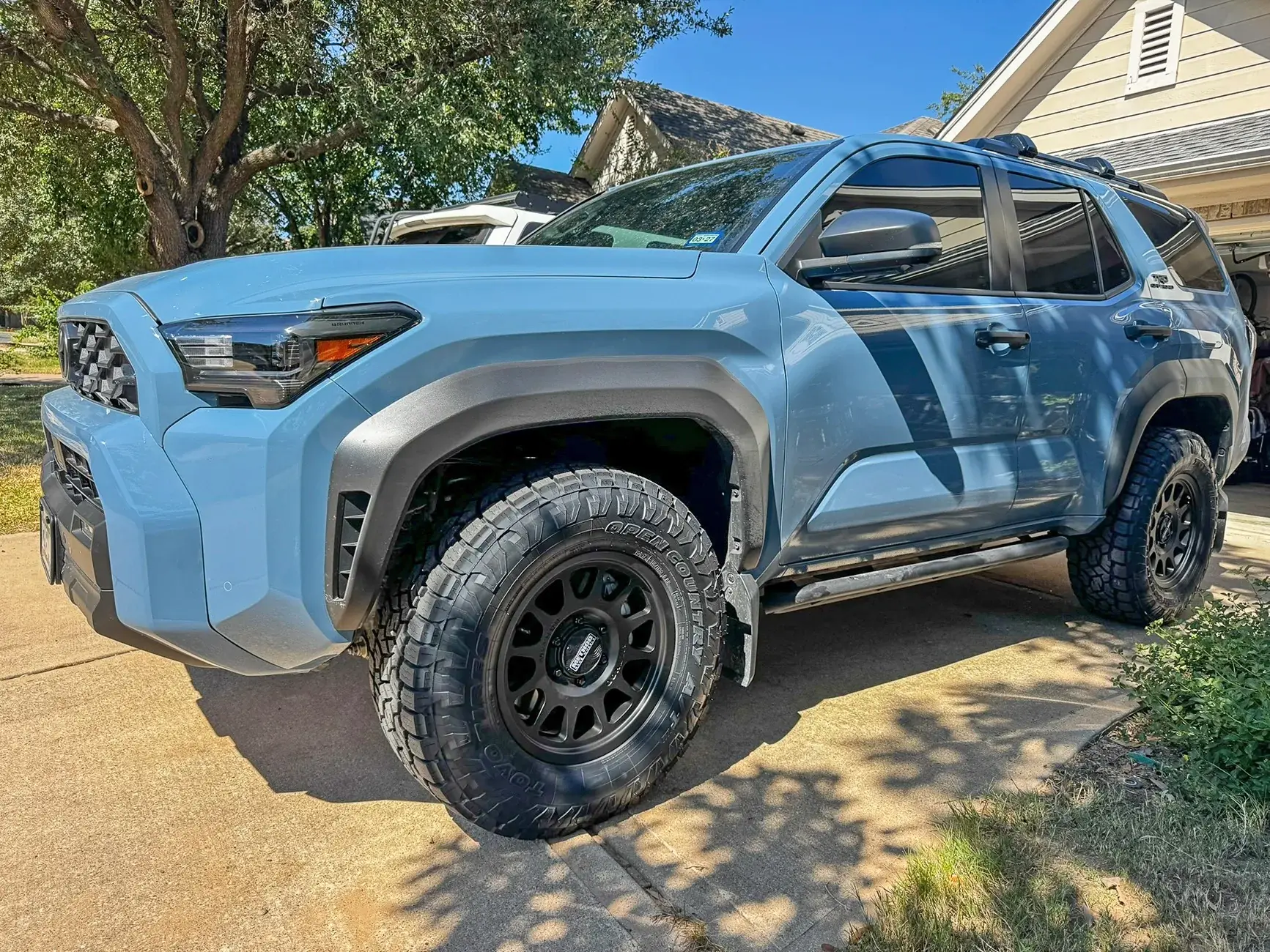 2025 4runner 6th gen Aftermarket Wheels, Bigger Tires, Lift Kits (Compilation) for 2025+ 4Runner 6th Gen -- Add Yours! IMG_4191