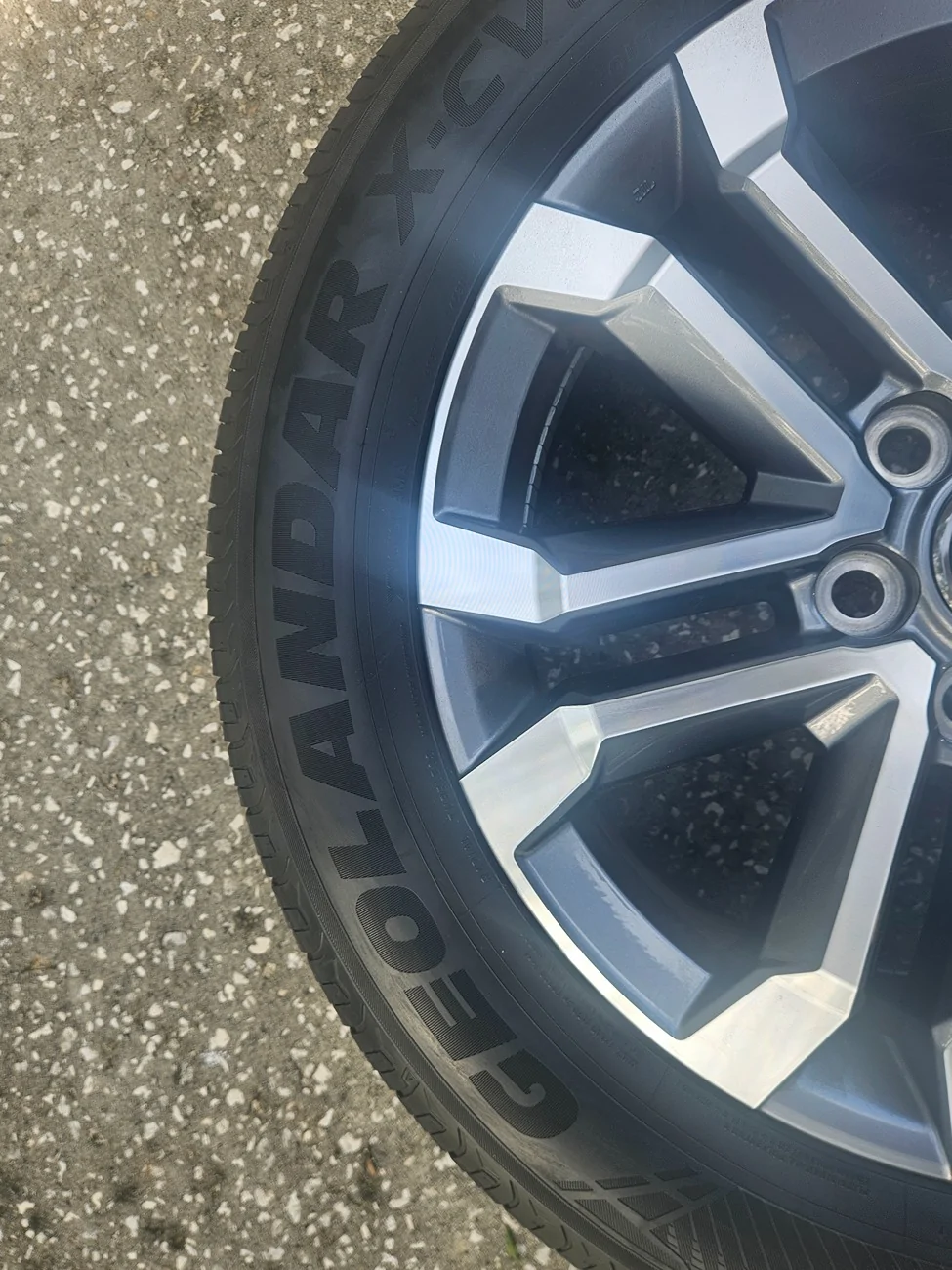 2025 4runner 6th gen FS Nearly New Stock 2025 Gen 6 4Runner Limited Wheels 20" Yokohama 20250926_160838