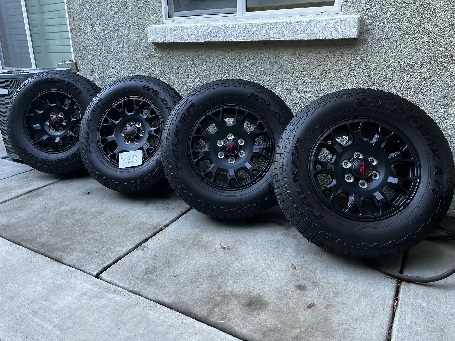 2025 4runner 6th gen WTS: TRD 18-In. Wheel: Flat Black/Falken Wildpeak AT3wA tempImageX5xu2V