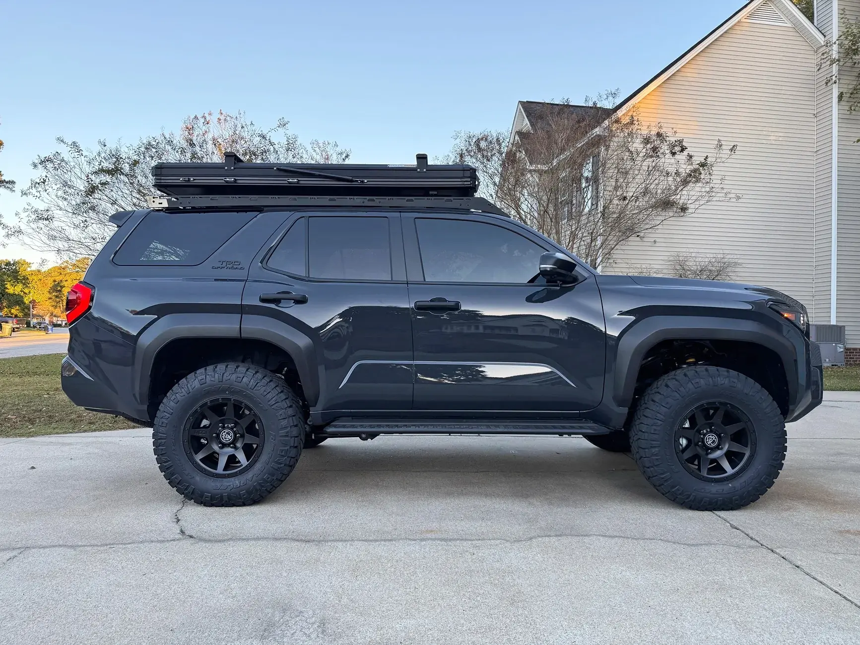 2025 4runner 6th gen UNDERGROUND Photos 4Runner 6th Gen (2025+) Old Man Emu (OME) with Upper Control Arms (UCA), Icon +25 offset wheels, Nitto Trail Grappler