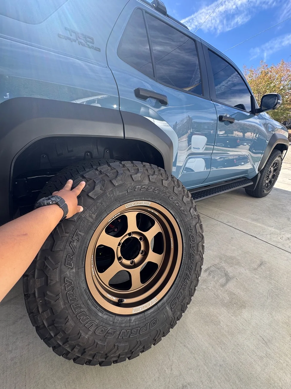 2025 4runner 6th gen HERITAGE BLUE Photos 4Runner 6th Gen (2025+) IMG_8901