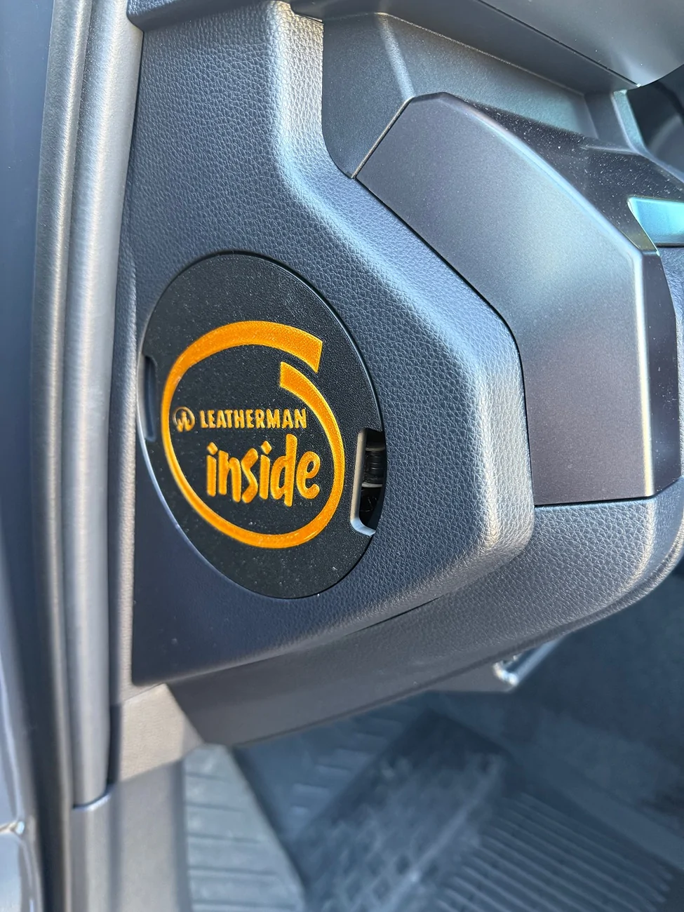 2025 4runner 6th gen Dash cubby leatherman holder 3D print IMG_1431
