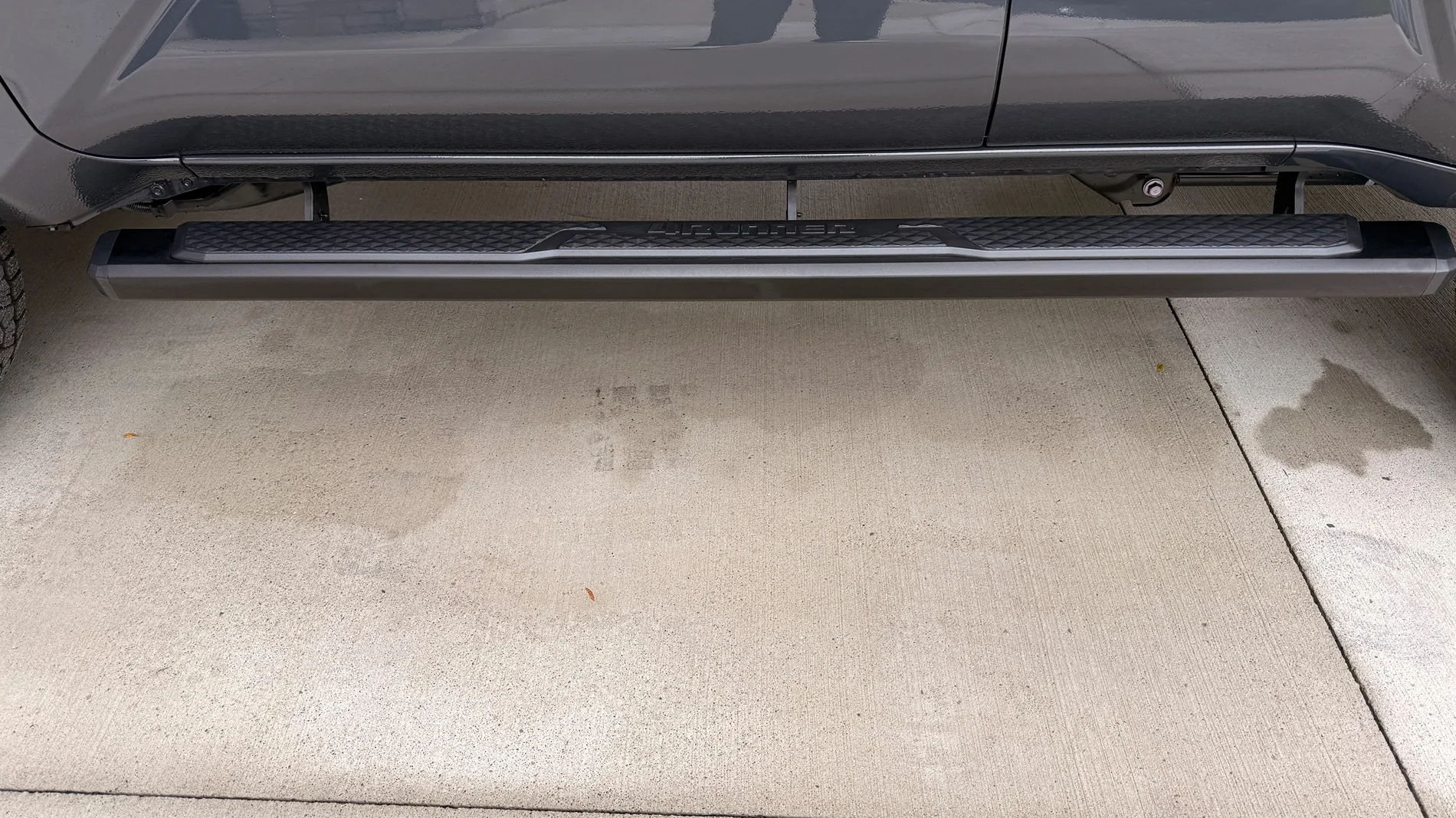 2025 4runner 6th gen Toyota Side Steps $250 IMG_1230