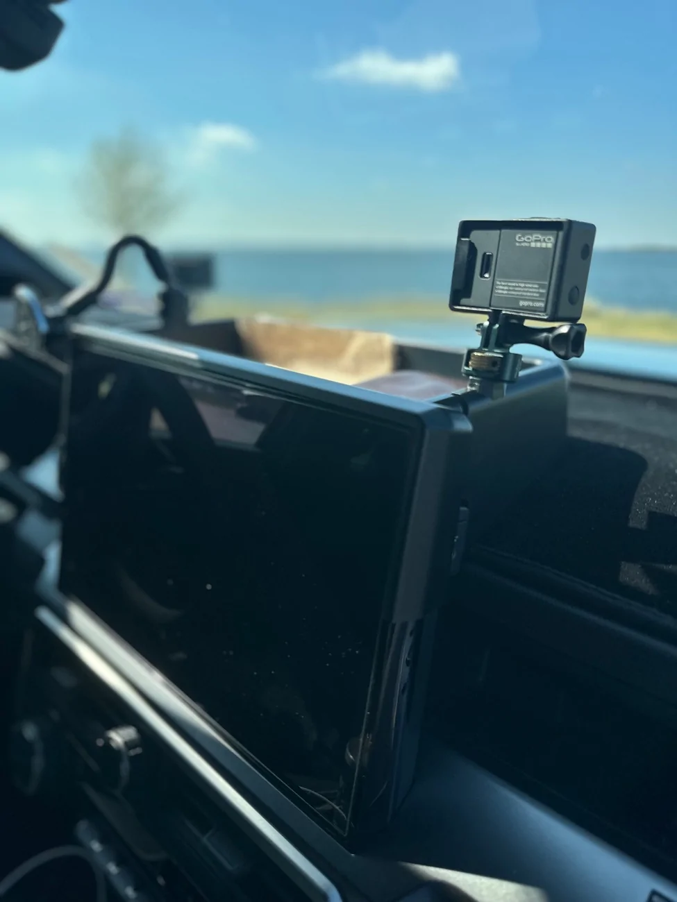 2025 4runner 6th gen 4Runner build w/ Yakima Skybox, Openroad awning, Westcott lift, light bar & more IMG_4469