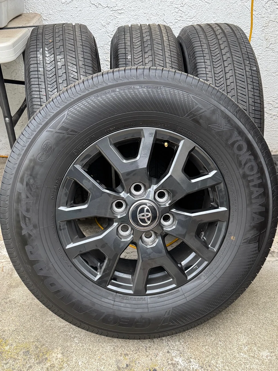 2025 4runner 6th gen Factory 2025 4Runner Wheels 245/70/17 wheels and tires IMG_3627