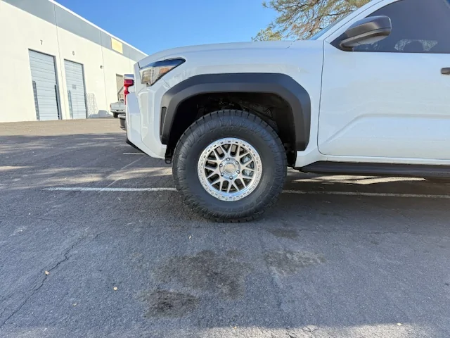 2025 4runner 6th gen SR5 build: 17x8.5 +22 offset ModCo M73, 285/70/17, 1.5" RC Leveling Kit and more to come 1762194415467-o