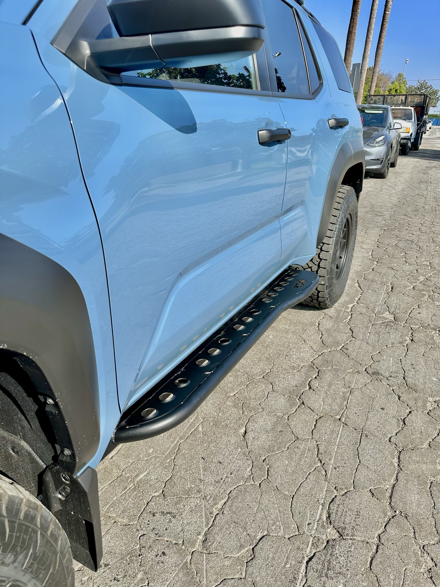 2025 4runner 6th gen Review: Iron Ryno Fabrication - Rock Sliders with Step Plates H6krNaU