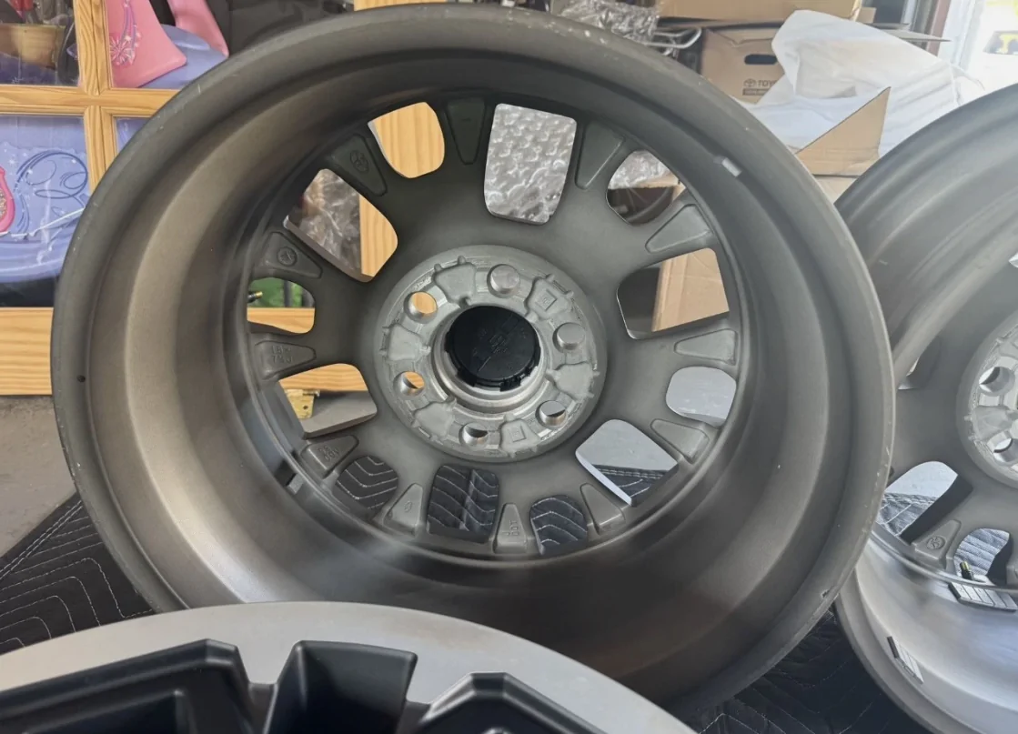 2025 4runner 6th gen WTS: 25' 4Runner ORP OEM 18" TRD Machined Alloy Wheels Set (SoCal, but shipping available) 5