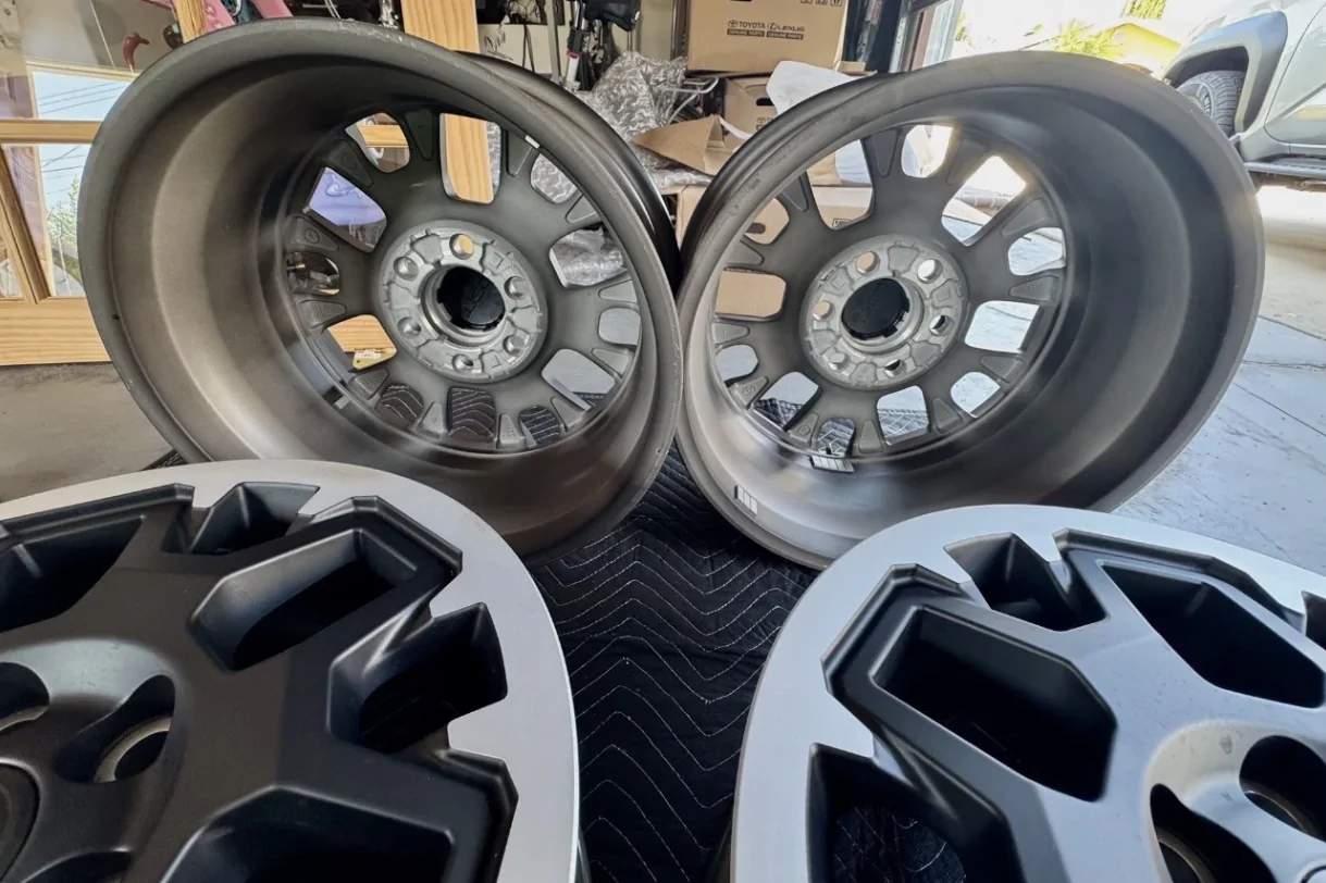 2025 4runner 6th gen WTS: 25' 4Runner ORP OEM 18" TRD Machined Alloy Wheels Set (SoCal, but shipping available) 9