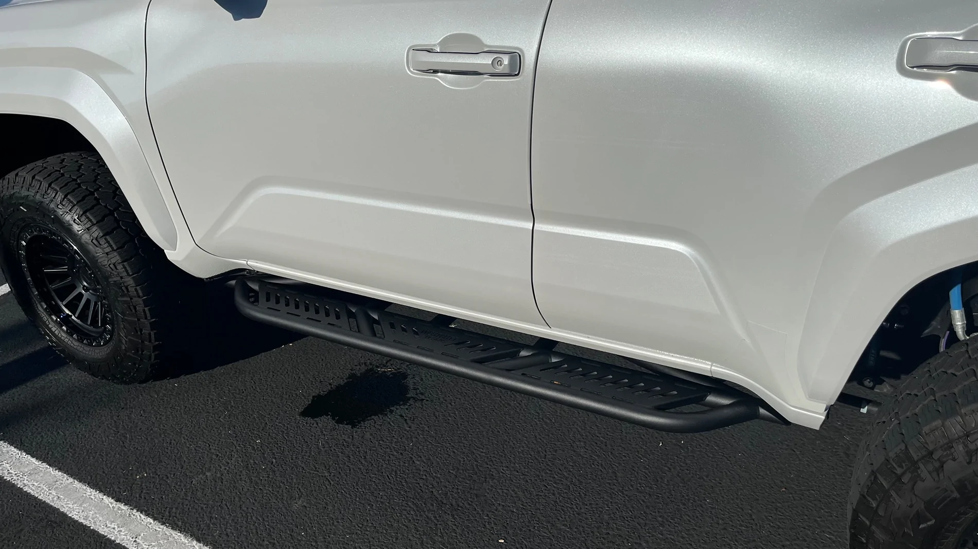 2025 4runner 6th gen TRD Sport Premium Wind Chill Pearl Build: OTT Tune, King Shocks, 2.5" lift kit w/ sway bar links, Arena Trophy Wheels, Wildpeak 285/70/17 AT4W + more IMG_4335