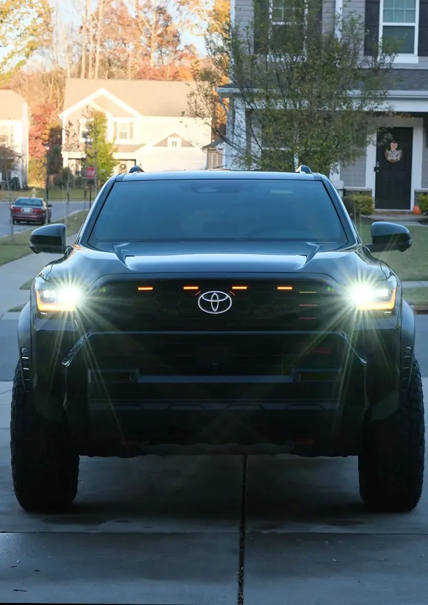 TRD Pro headlights installed : swap on TRD Off-Road Premium ORP 2.webp