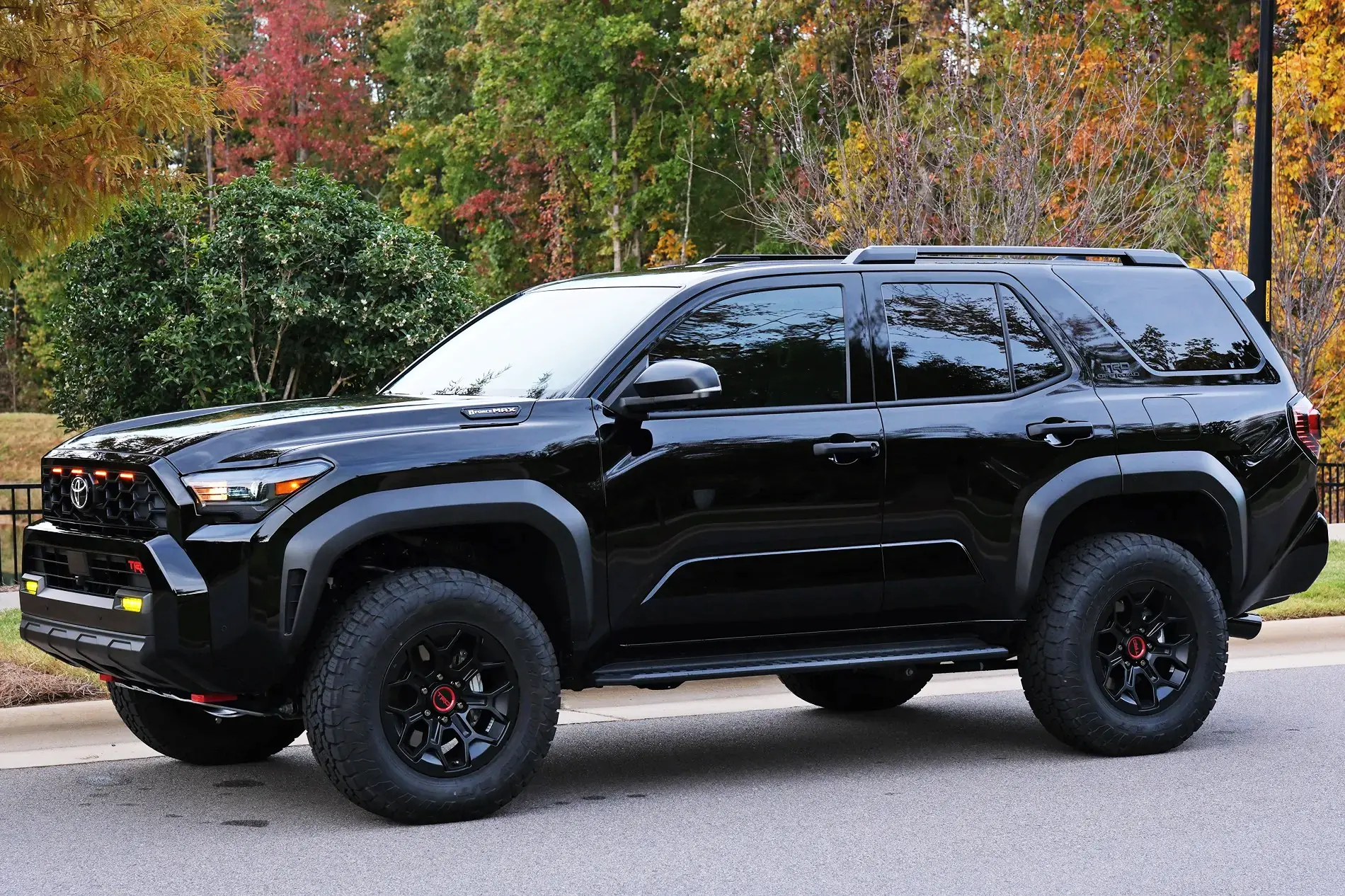 2025 4runner 6th gen TRD Pro headlights & tail lights installed / swap on TRD Off-Road Premium ORP TRD Pro wheels and skid plate on TRD Off-Road Premium ORP