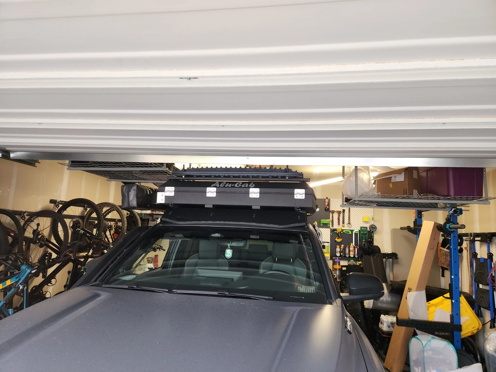 2025 4runner 6th gen AluCab 3R RTT tent and 180 awning installed 20251115_154513