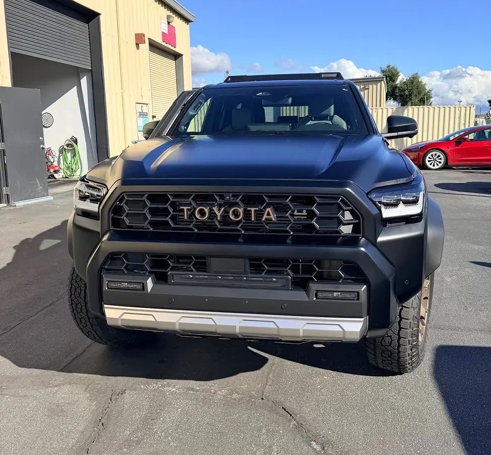 2025 4runner 6th gen Stealthhunter: Black Trailhunter in XPEL Stealth PPF wrap 24719-615c17ae92f35b35fa562483805bb7c0