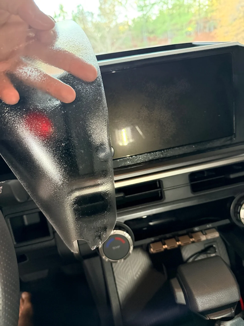 2025 4runner 6th gen Screenprotech screen protector film cover install on my 4runner (DIY) IMG_4819