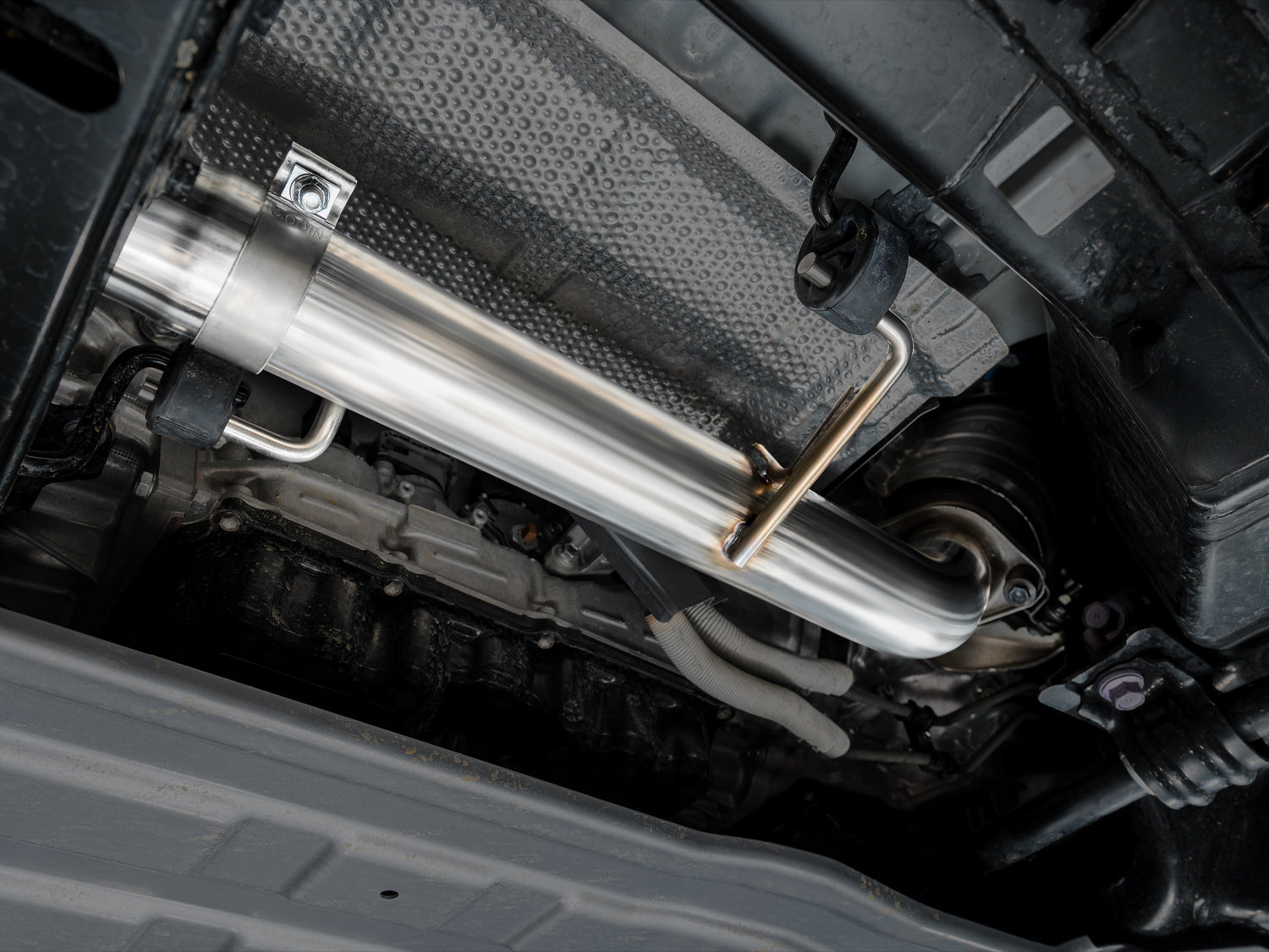 2025 4runner 6th gen [Now Available] AWE Exhaust for the 6th Gen Toyota 4Runner 2.4T 3015-28056_19