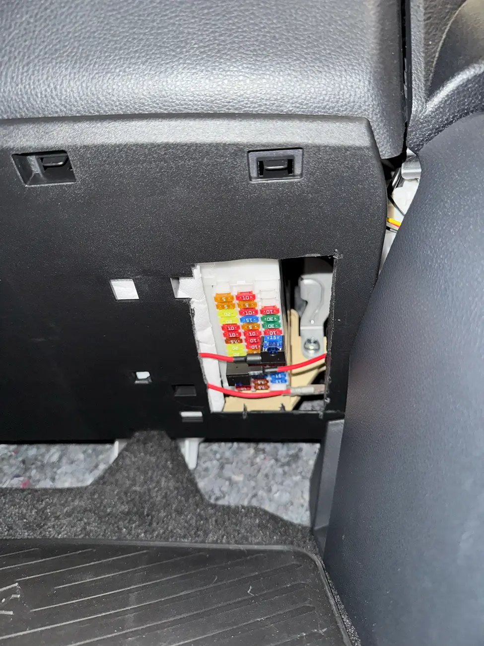 2025 4runner 6th gen Stormtrooper by Van-Solo (TRD Off Road Hybrid) tempImageXplvk5