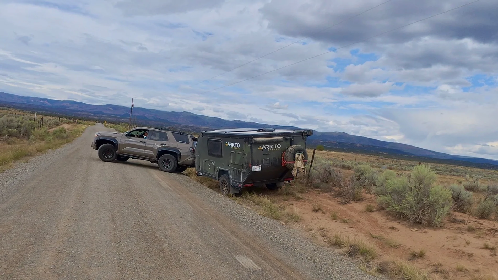2025 4runner 6th gen TRD Pro Towing 4400 lb Arkto Camper on Epic Rimrocker Trail IMG_2089