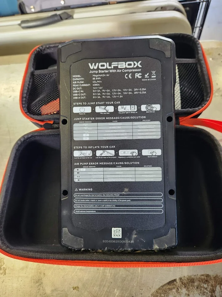 2025 4runner 6th gen Wolfbox 4-in-1 Jump Starter With Air Compressor & MF200 Compressed Air Duster 20251123_130830