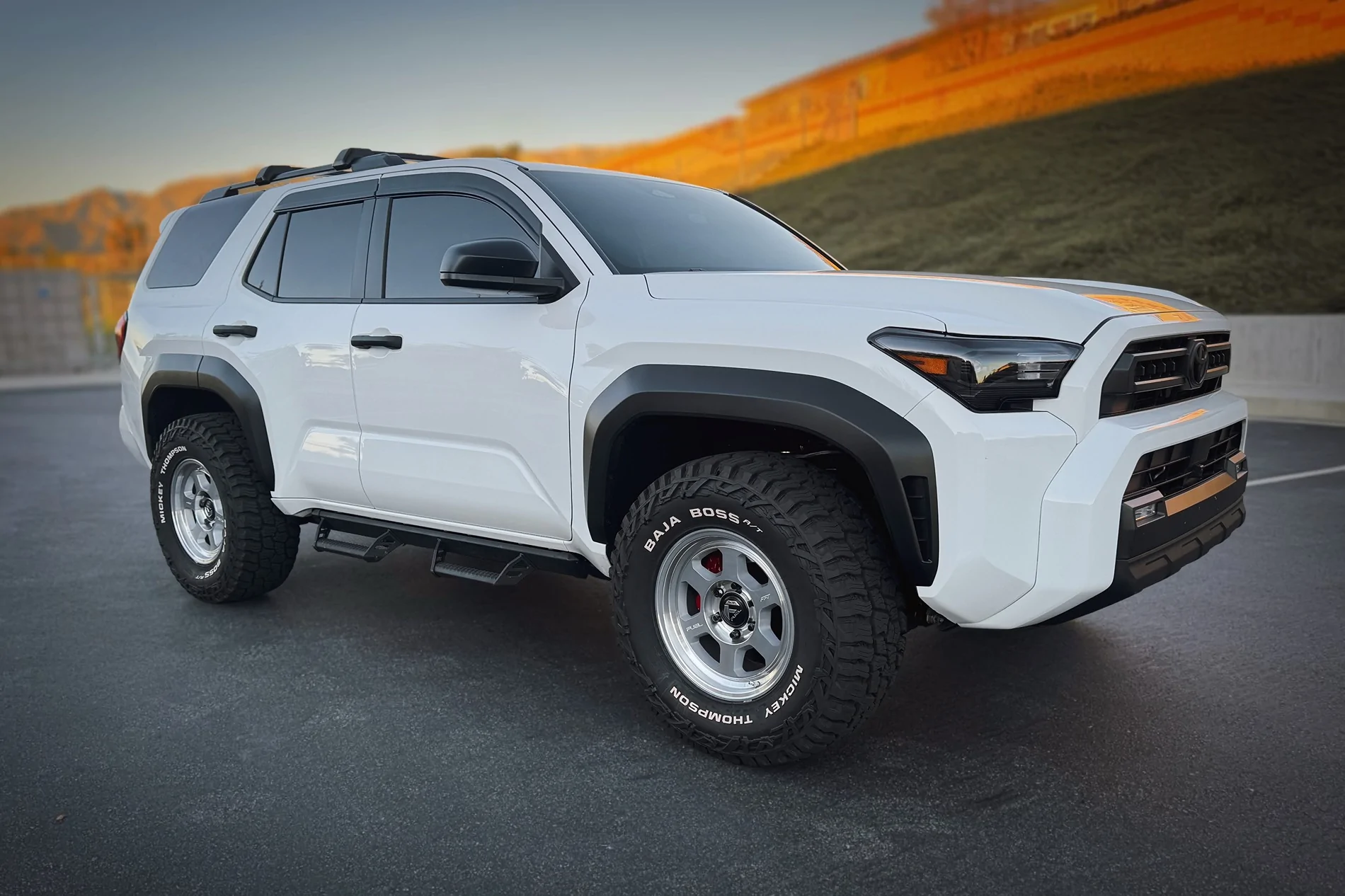 2025 4runner 6th gen ICE CAP SR5+ 4WD Build. 295/70/17 MT Baja Boss AT & Fuel FC860 HYPE +10 Offset Wheels + Katzkin leather interior Facetune_25-11-2025-18-18-47