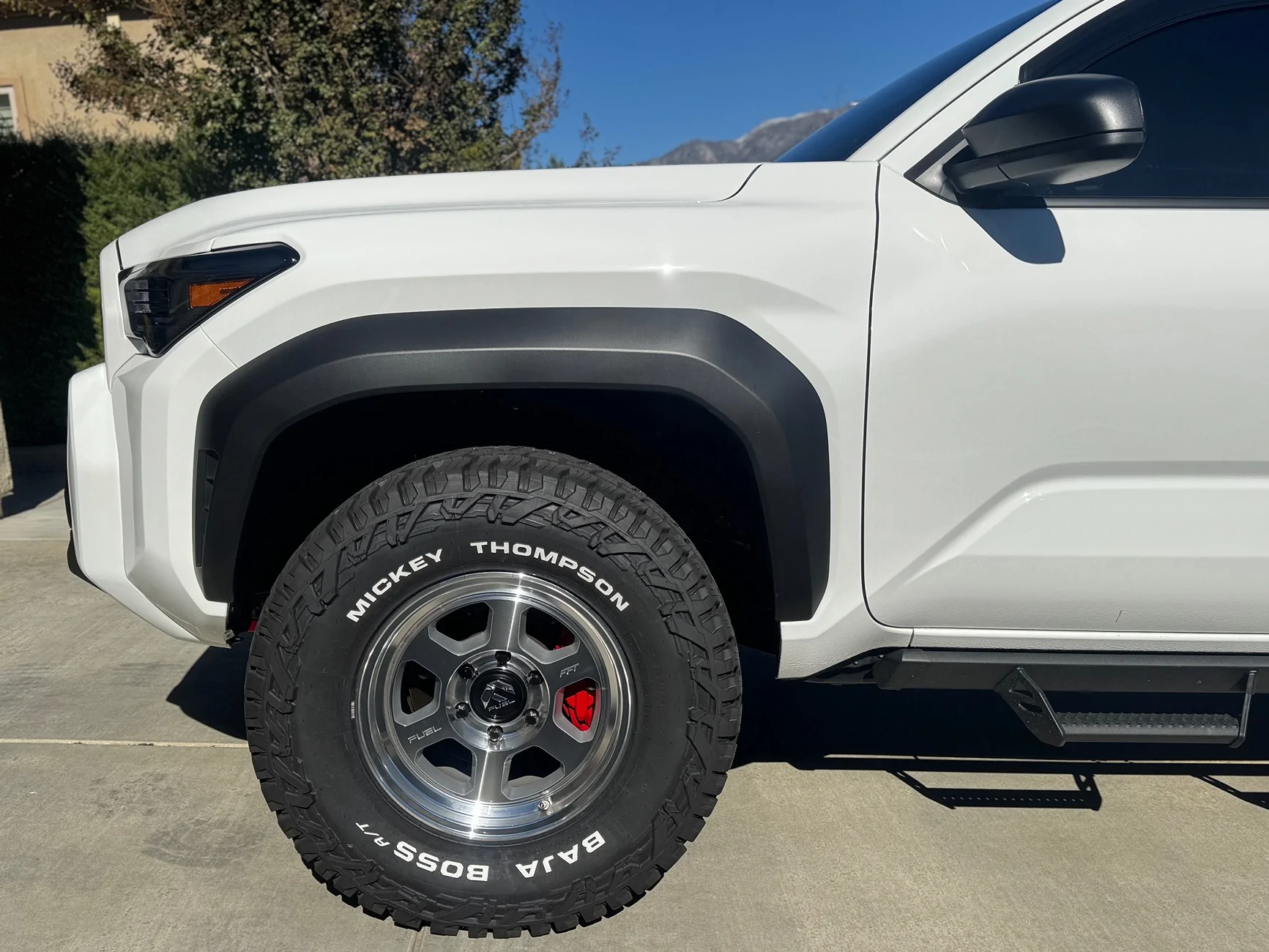 2025 4runner 6th gen ICE CAP SR5+ 4WD Build. 295/70/17 MT Baja Boss AT & Fuel FC860 HYPE +10 Offset Wheels + Katzkin leather interior Facetune_25-11-2025-21-07-47